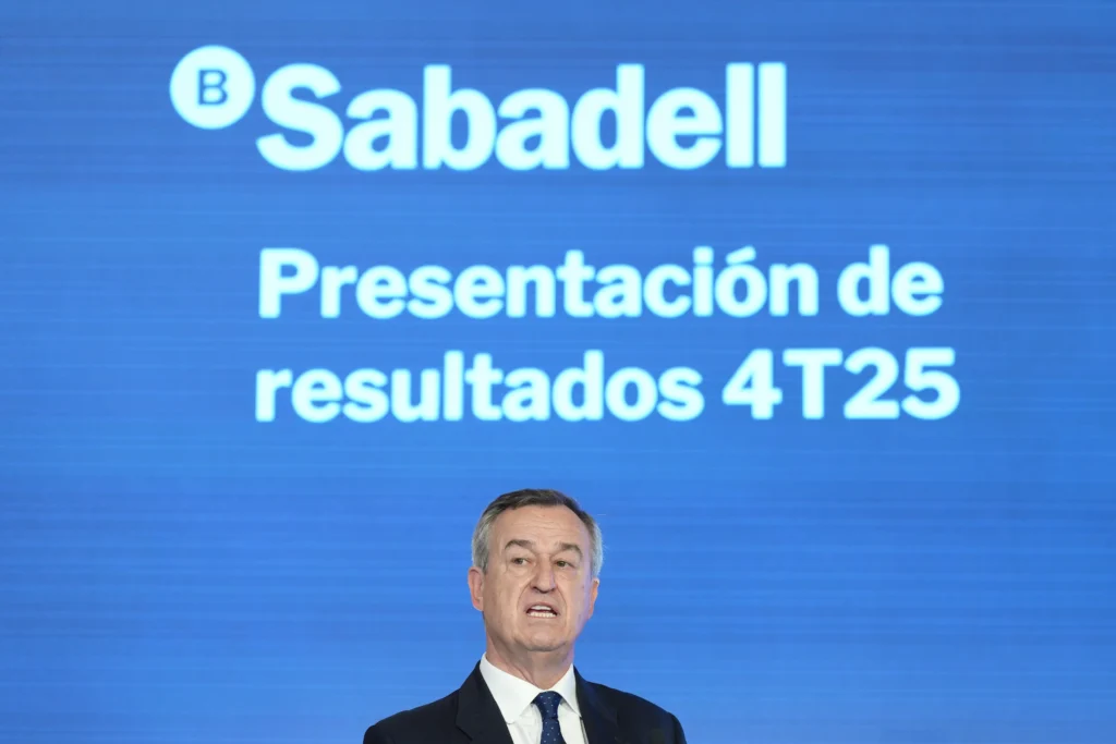 Banco Sabadell: Resultados Financieros y Estrategias de Crecimiento para 2025