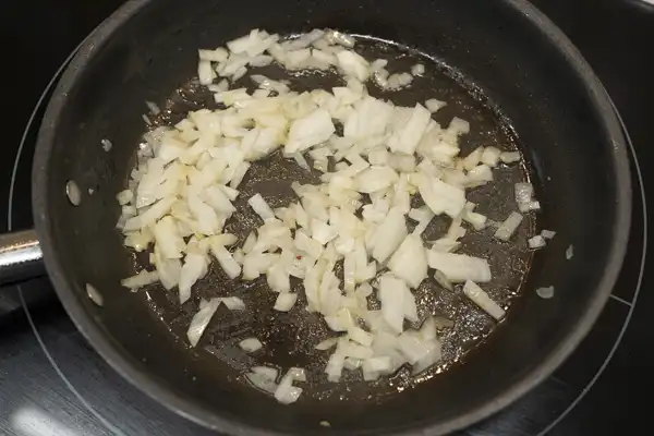 Carbonara con nata: cómo la desinformación distorsiona el periodismo internacional