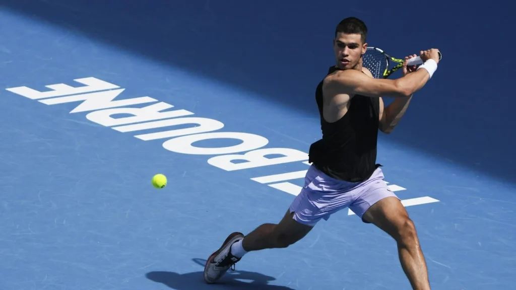 Carlos Alcaraz y el Open de Australia: Un Camino Favorable hacia el Éxito
