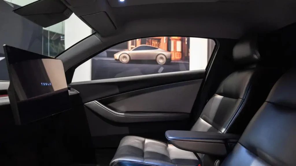 Conducción autónoma Tesla: ¿realmente funciona sin conductor?