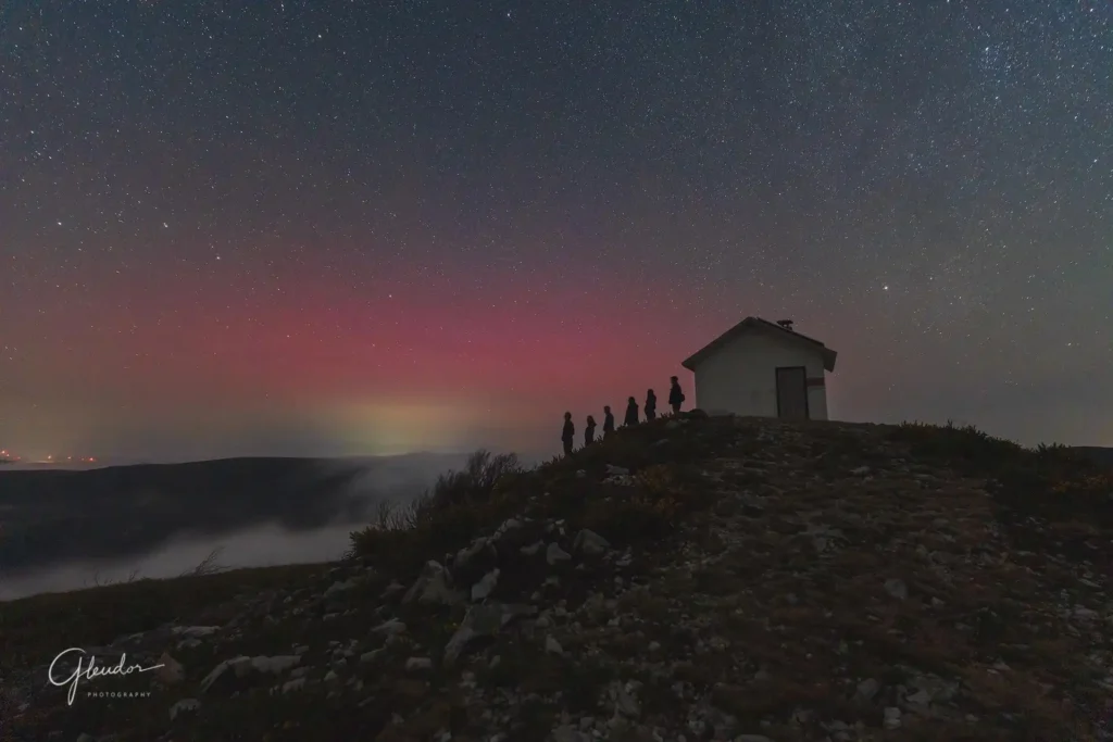 Descubre las Auroras Boreales en Asturias: Guía para No Perderte Este Espectáculo Natural