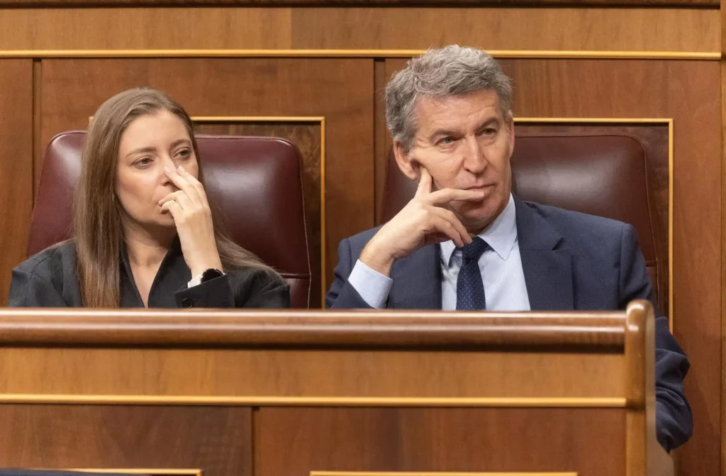 El Debate Político Tras la Tragedia Ferroviaria de Adamuz: Responsabilidades y Comparaciones Injustas