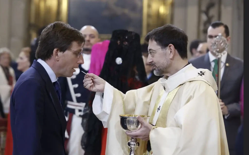 El Encuentro de Almeida con el Papa: Un Vínculo entre Política y Religión