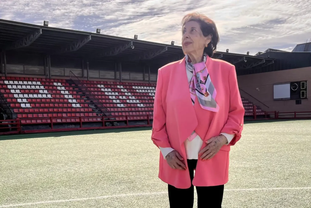El Legado de Amelia del Castillo: Pionera del Fútbol Femenino en España