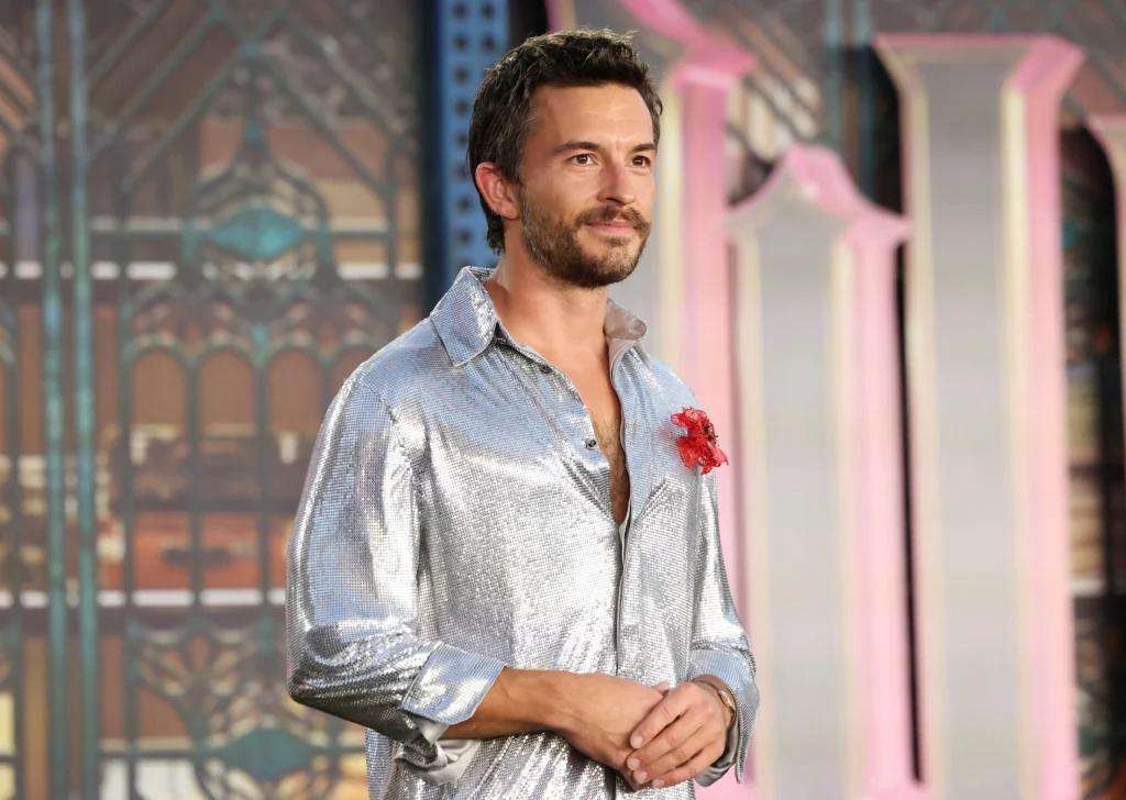 Jonathan Bailey: El Hombre Más Sexy del Mundo y Su Impacto en la Cultura LGBTQ+