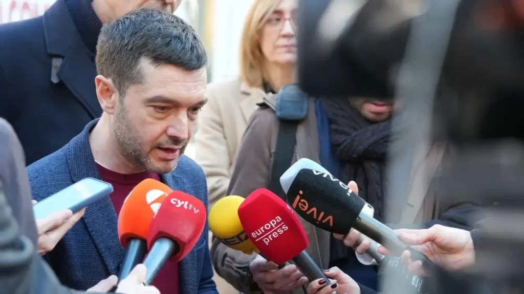 La Llamada a la Movilización: Bustinduy y la Guerra en Irán