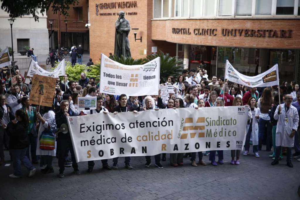 Protestas Médicas en España: La Lucha por un Estatuto Justo