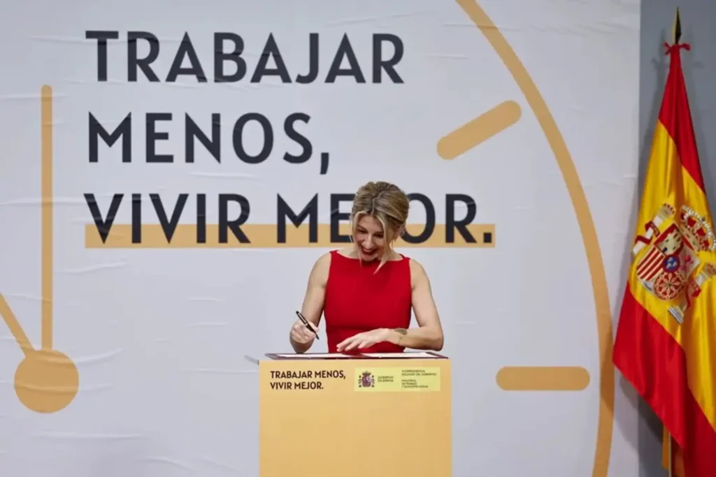 Reducción jornada laboral funcionarios 35 horas: ¿qué pasa en Madrid?