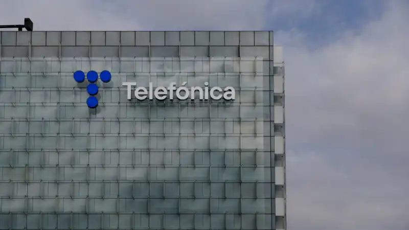 Telefónica Impulsa la Innovación con la Integración de eSIM en Android