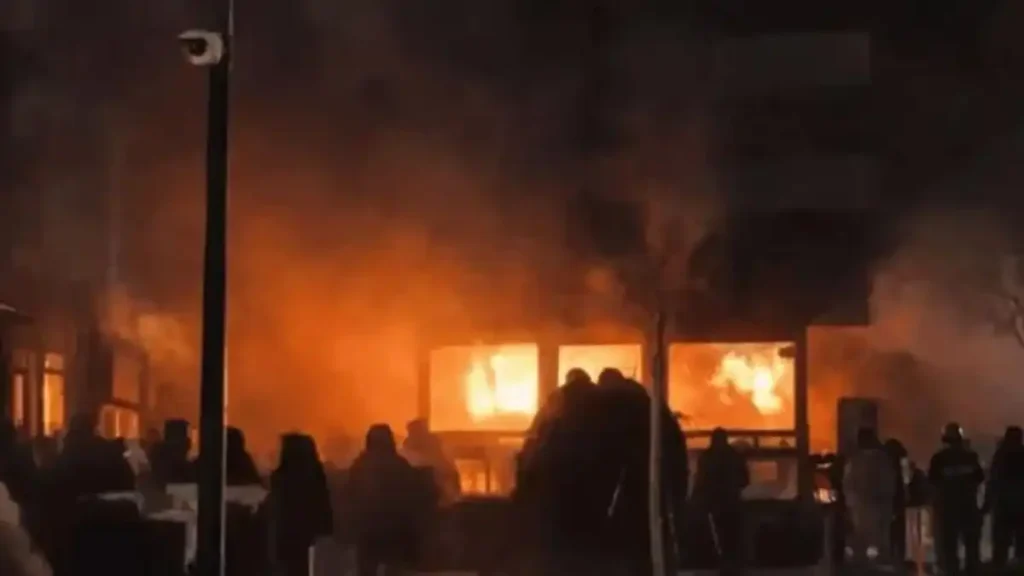 Tragedia en Crans-Montana: Un Incendio Devastador Cobra Vidas en un Bar