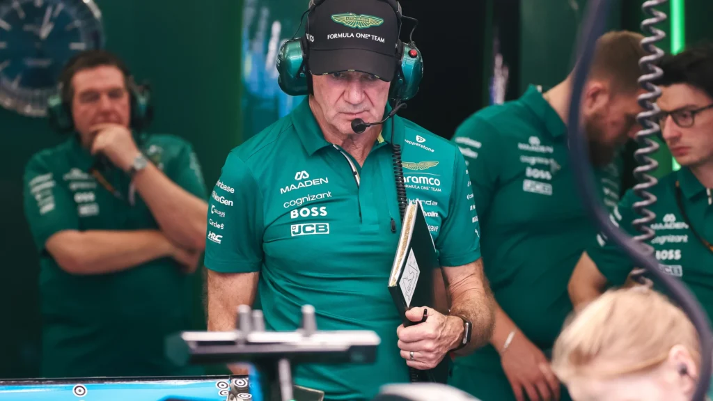 Adrian Newey Aston Martin: ¿Qué pasó con el genio de la F1 tras el fiasco del AMR26?