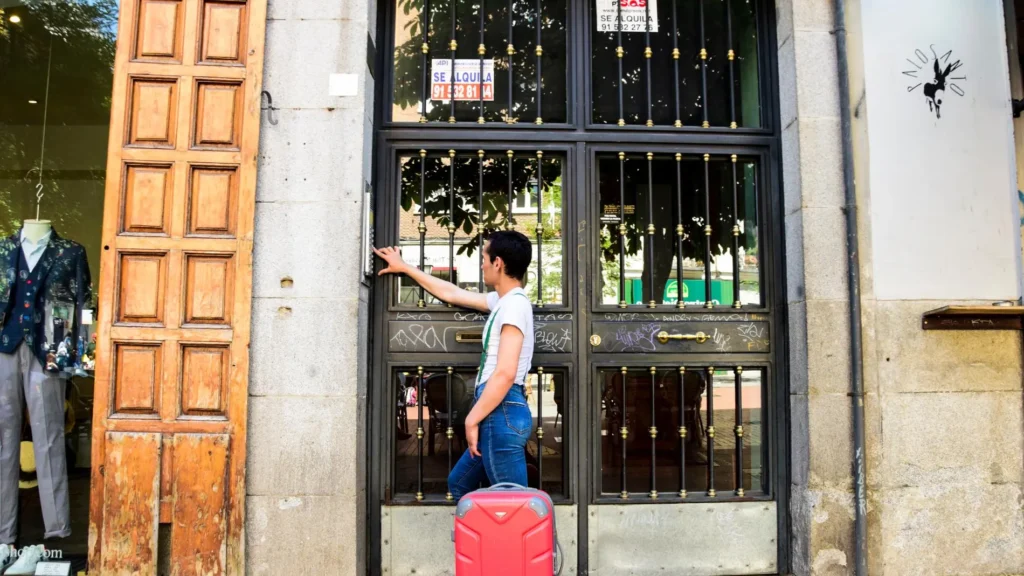 El decreto de vivienda no resuelve la crisis: es un parche parlamentario sobre un colapso estructural