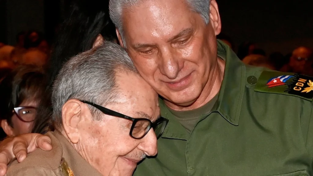 Raúl Castro reaparece en público tras imputación de EE.UU.: ¿qué significa su regreso en medio del bloqueo y la crisis energética cubana?